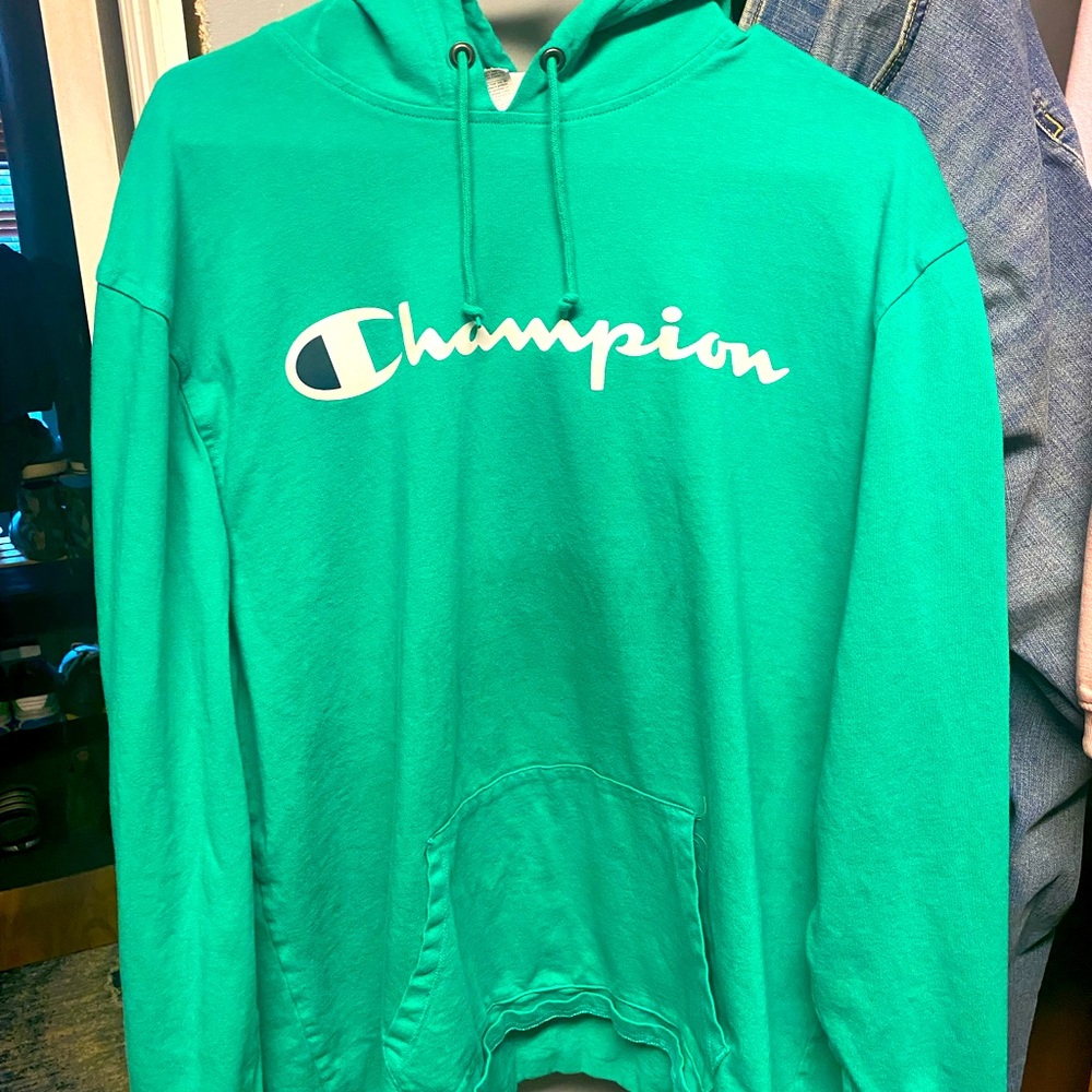 Champion hoodie. Rarely worn. Xl